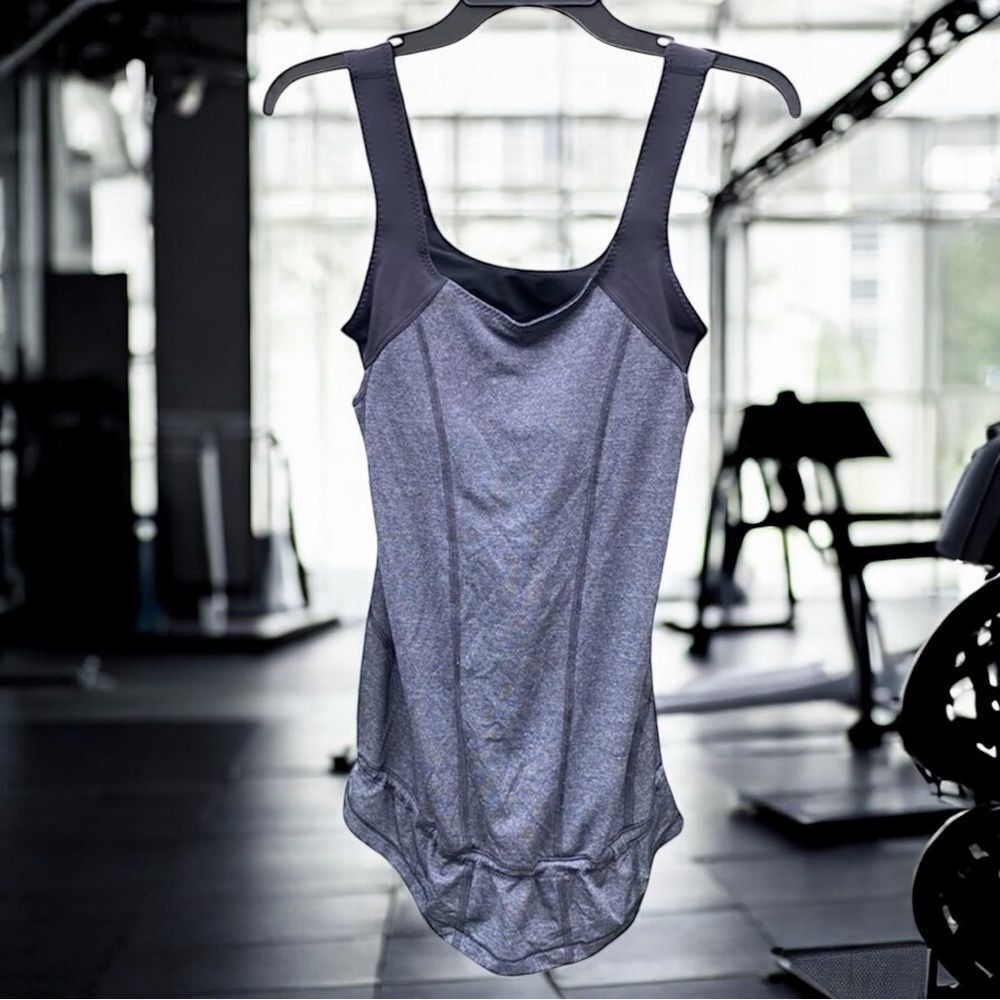 Lululemon Heathered Grey & Black Tank Top w/Cinch Waist. Size 6. VGUC!